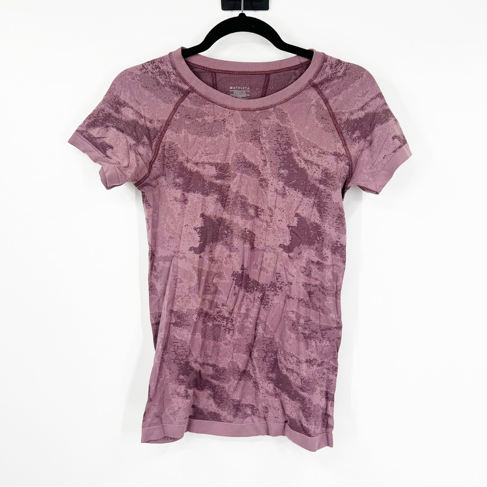 Athleta Momentum Camo Tee Cascadia Violet